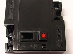 选择恒晟泰塑胶，为您的电子电器产品打造坚固实用的外壳